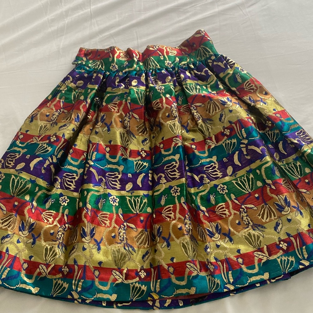 NWOT Women’s Colorful skirt AU size 42  boho rainbow
Casual dressy vacation